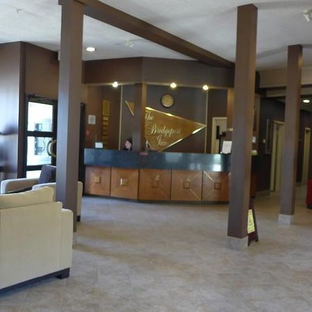 The Bridgeport Inn Fort Mcmurray Ngoại thất bức ảnh
