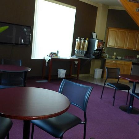 The Bridgeport Inn Fort Mcmurray Ngoại thất bức ảnh